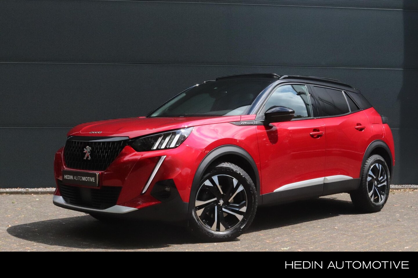 Peugeot 2008 - 1.2 PureTech GT-Line | elektrisch glazen panorama-dak | Cruise control | - AutoWereld.nl