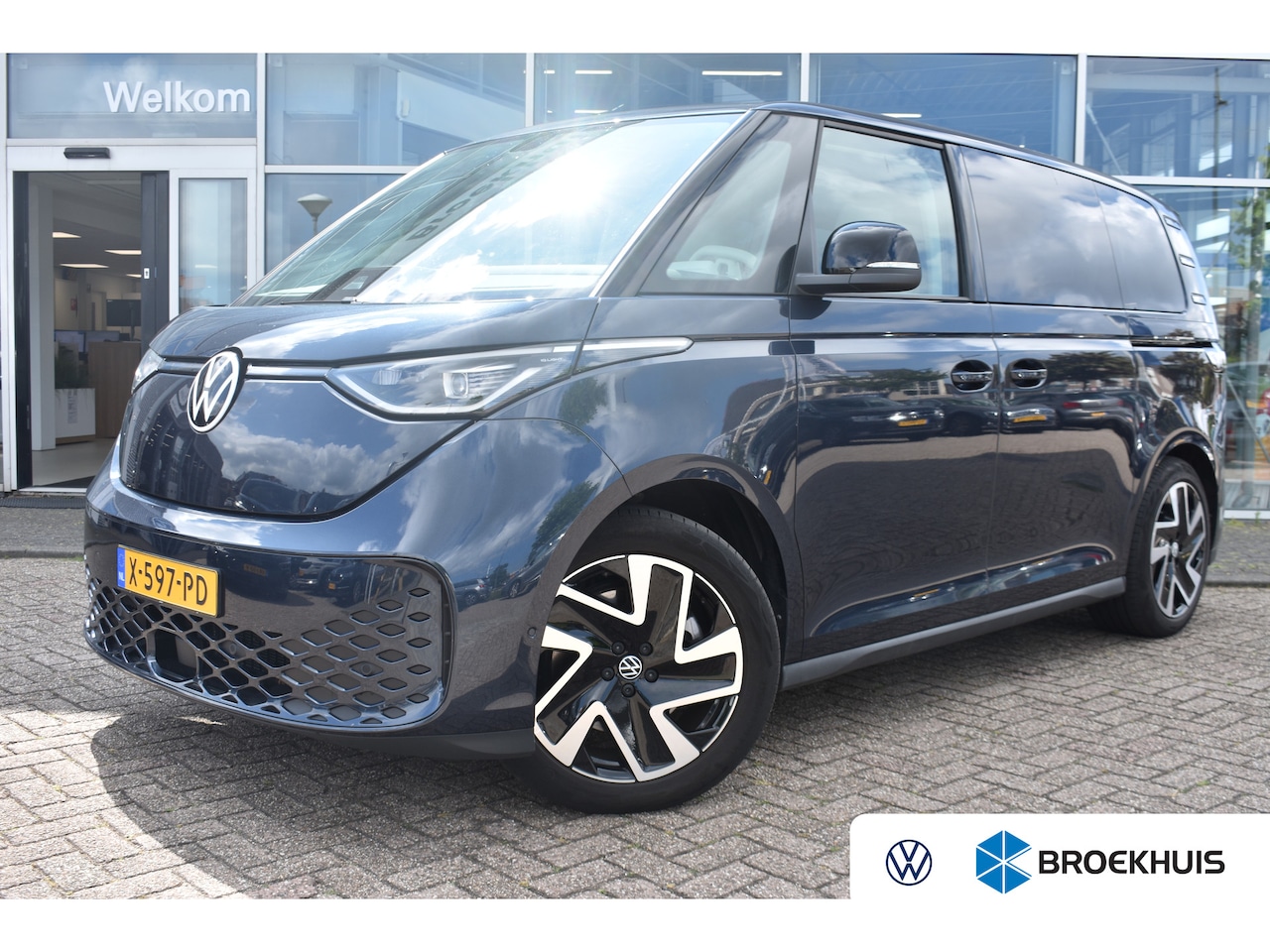 Volkswagen ID. Buzz - Pro Advantage 77 kWh | NAVIGATIE | 20 INCH | DESIGN PAKKET | ASSISTANCE PAKKET | COMFORT P - AutoWereld.nl