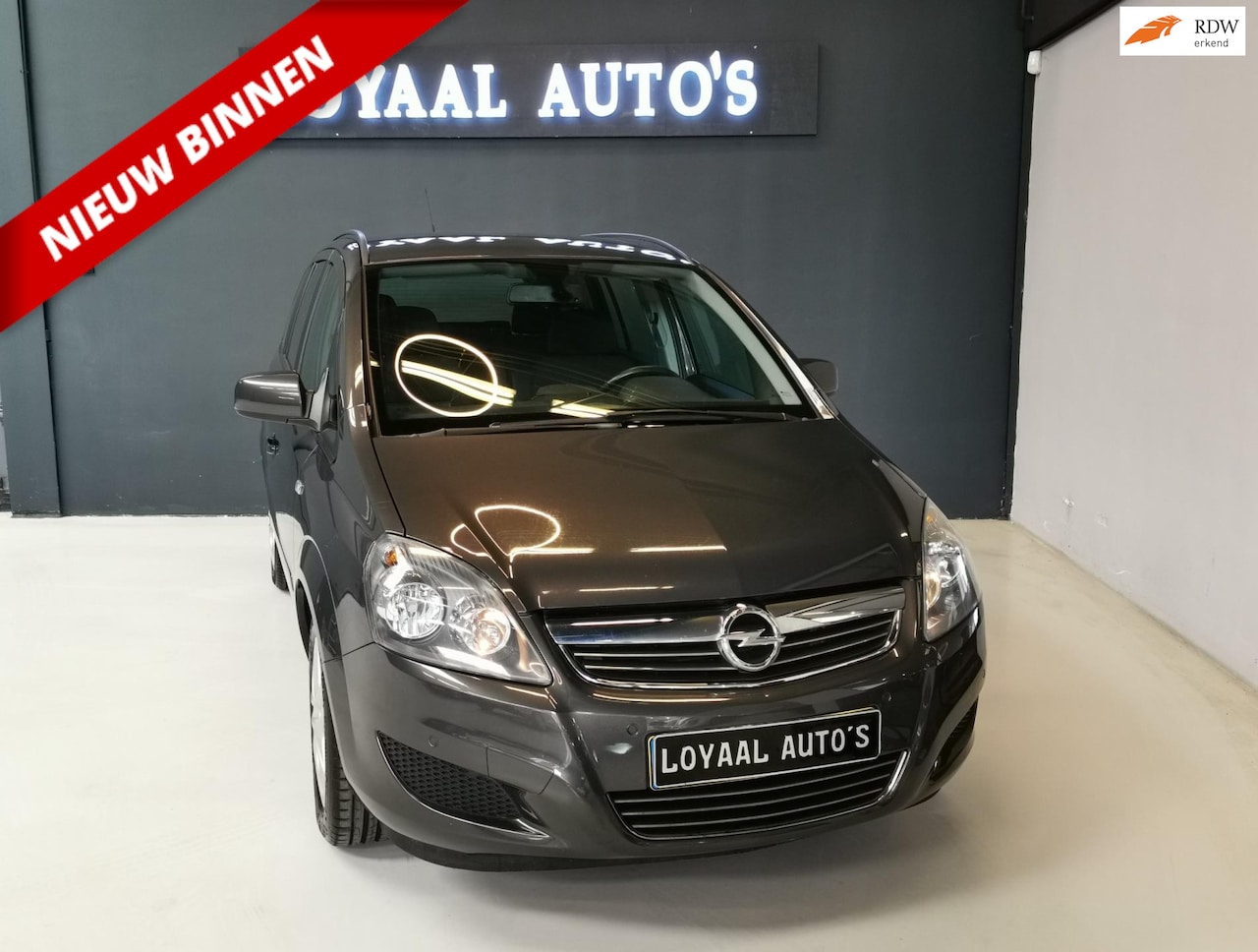 Opel Zafira - 7 PERS | AIRCO | CRUISE | TREKHAAK | ELEK.RAMEN | APK. - AutoWereld.nl