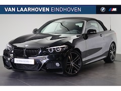 BMW 2-serie Cabrio - 220i High Executive M Sport Automaat / Sportstoelen / Achteruitrijcamera / Stuurverwarming