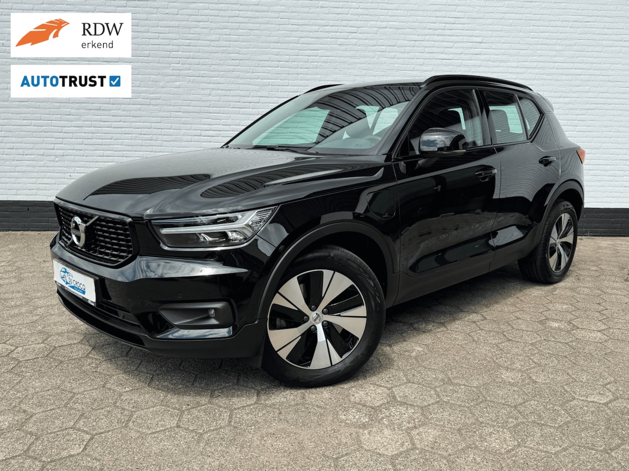 Volvo XC40 - T4 Recharge R-Design l CLIMA l CAMERA l NIEUWSTAAT! - AutoWereld.nl
