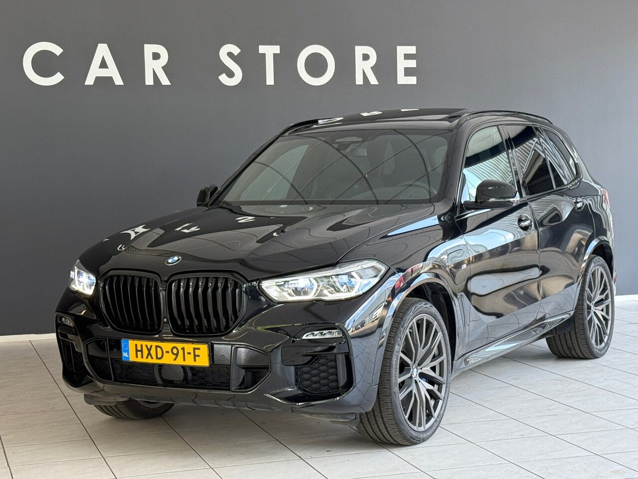 BMW X5 - XDrive45e High Exe Laser|Skylounge|22'|Harman|Brembo|HuD - AutoWereld.nl