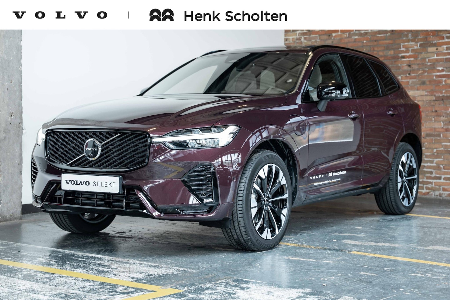 Volvo XC60 - 2.0 T6 Plug-in hybrid AWD Plus Dark | Nieuw model | Panoramadak | Head-up display | Longe - AutoWereld.nl