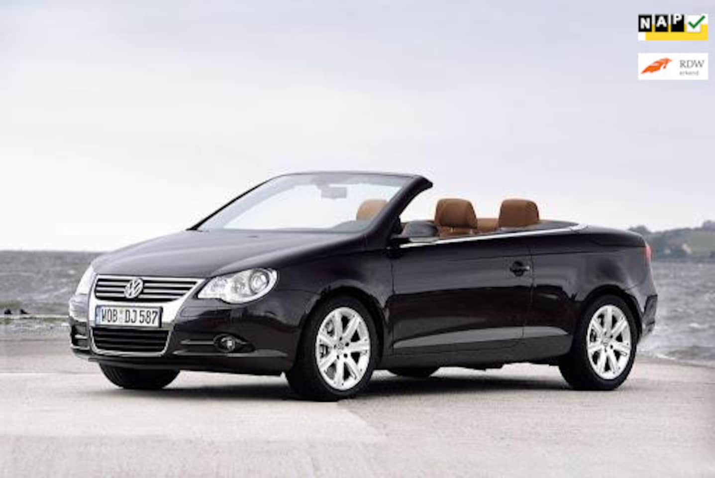 Volkswagen Eos - 2.0-16v FSI Vollederen Interieur ! Gereviseerd dak ! - AutoWereld.nl
