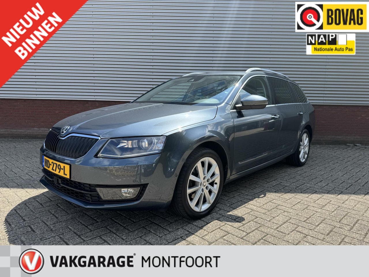 Skoda Octavia Combi - 2.0 TDI Greentech Style Businessline|Adap.Cruise|Keyless|Elek.Stoelen|Stoelverwarming|Lane - AutoWereld.nl