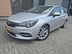 Opel Astra Sports Tourer - 1.2 Business Executive 110.000km INCLUSIEF BTW BPM neto netto export 6000 euro