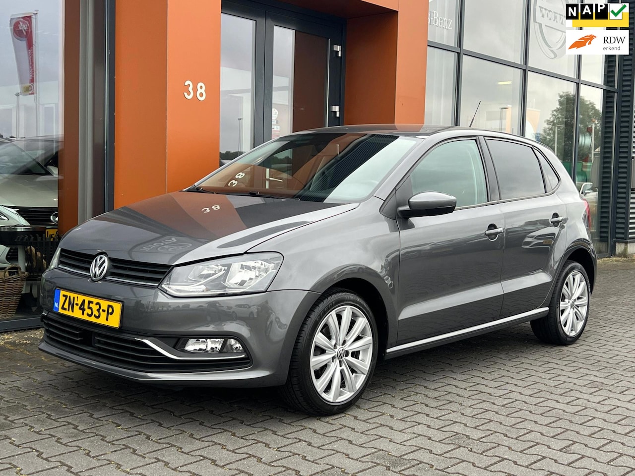 Volkswagen Polo - 1.2TSI Automaat|BTaudio|PDC|Stoelverw|Cruise - AutoWereld.nl