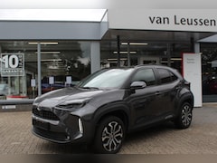 Toyota Yaris Cross - 1.5 HYBRID STYLE PANO-DAK STOEL-STUUR & RUITENWISSER VERW. EL-ACHTERKLEP KEYLESS