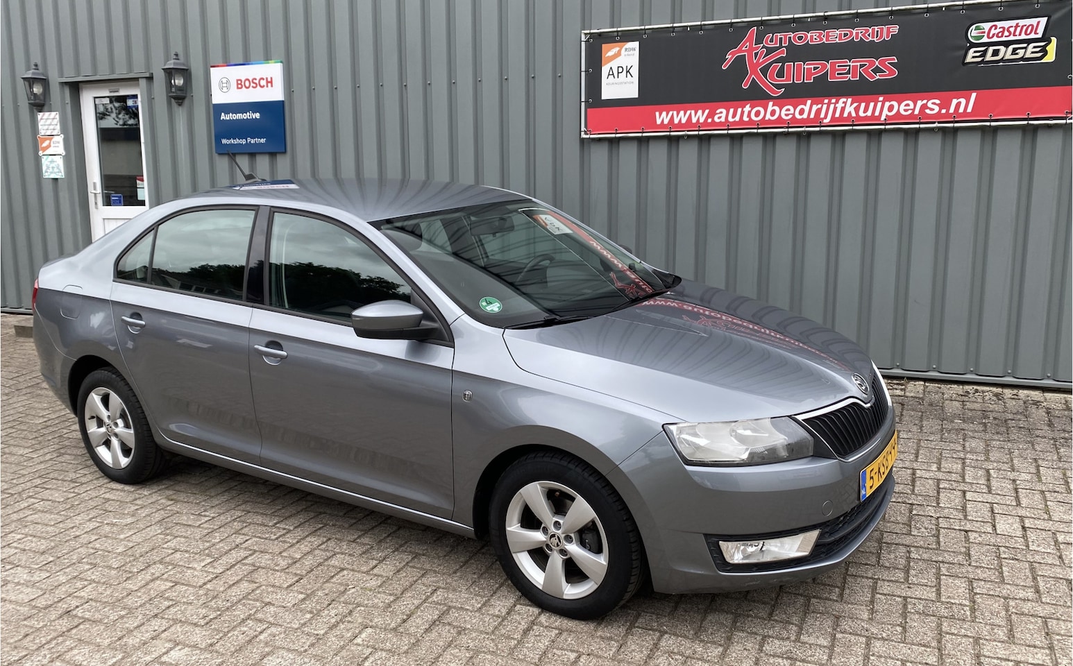 Skoda Rapid - 1.2 TSI Greentech Ambition Businessline Plus Airco.Navi.Lm.velgen.Cruise.Trekhaak.Pdc - AutoWereld.nl