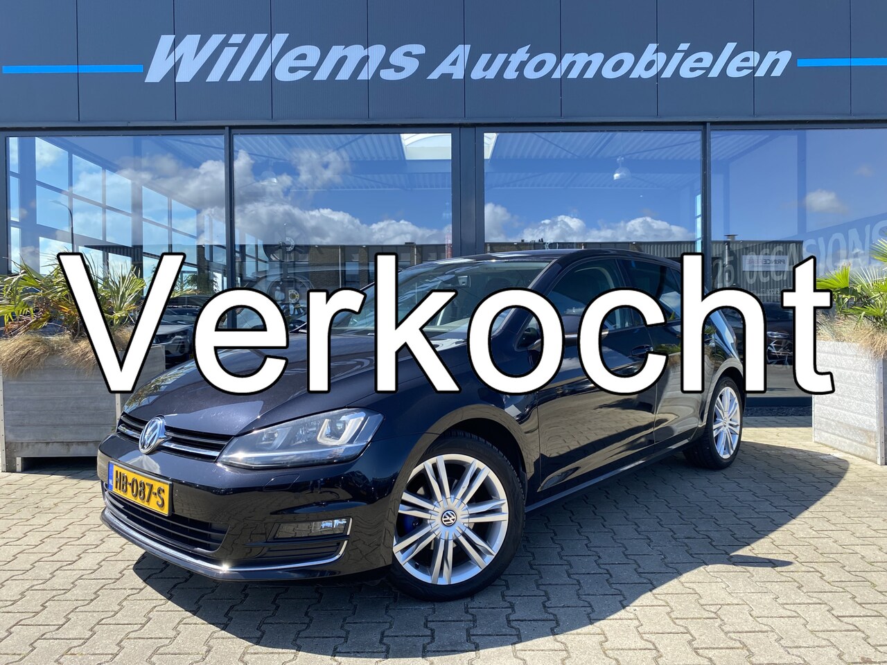 Volkswagen Golf - 1.2 TSI Highline Navigatie, Camera & Trekhaak - AutoWereld.nl