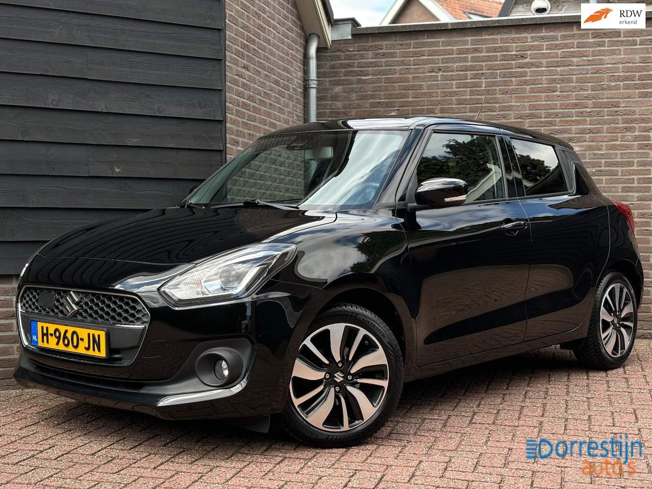 Suzuki Swift - 1.2 Stijl Smart Hybrid | Camera | CarPlay | Cruise | Keyless - AutoWereld.nl