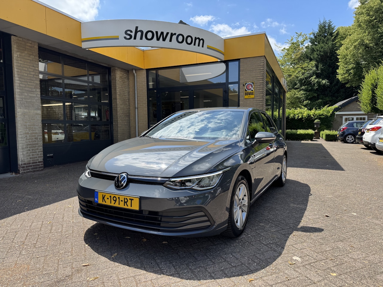 Volkswagen Golf - 1.0 eTSI Life Navi StoelStuurverwarming Carplay - AutoWereld.nl