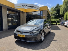 Volkswagen Golf - 1.0 eTSI Life Navi StoelStuurverwarming Carplay