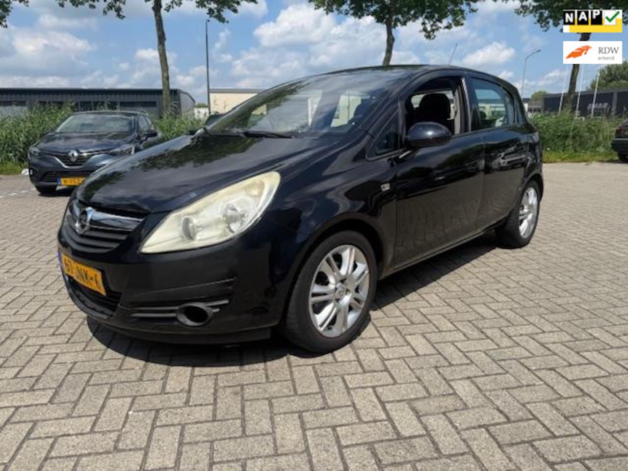 Opel Corsa - 1.4-16V Cosmo Airco Cruise-Control Half leder 5DEURS Regensensor - AutoWereld.nl