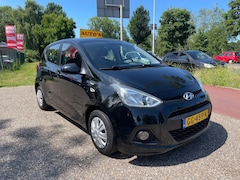 Hyundai i10 - 1.0i i-Motion Comfort AIRCO CRUISE CONTR A.PARKEERSENSORS