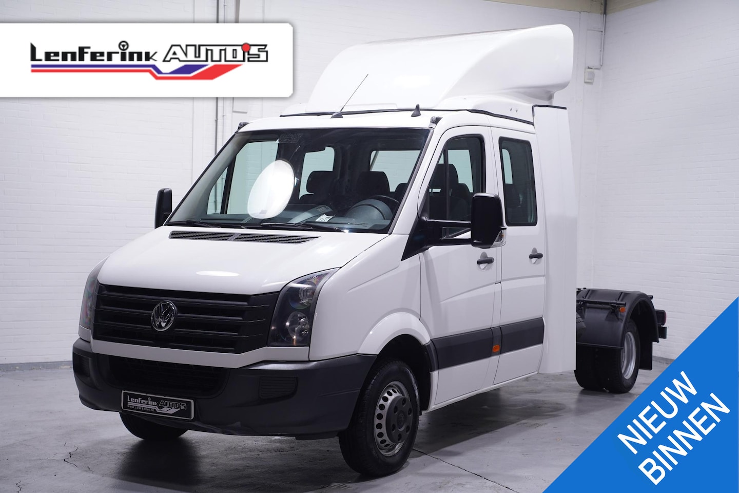 Volkswagen Crafter - 2.0 TDI 163 pk BE-Trekker Dubbel Cabine 7p - AutoWereld.nl