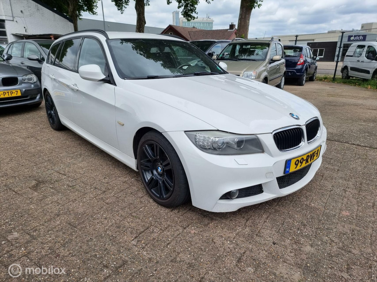 BMW 3-serie Touring - 320i M Sport Edition 320i M Sport Edition - AutoWereld.nl