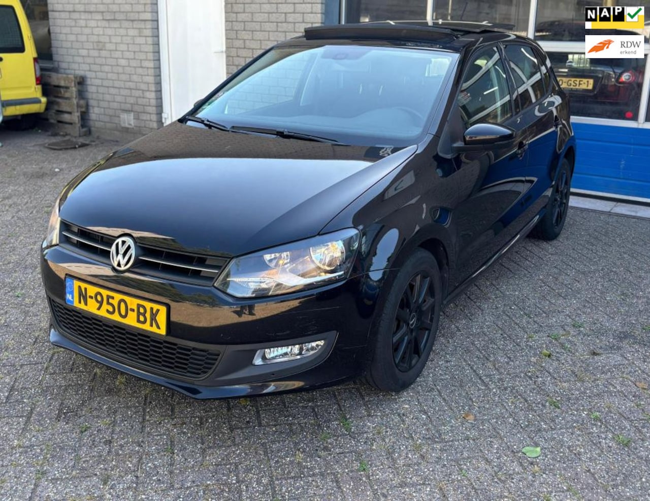 Volkswagen Polo - 1.4-16V Highline|PANO|PDC|CARPLAY|AIRCO|STOELVERW|CRUISE - AutoWereld.nl