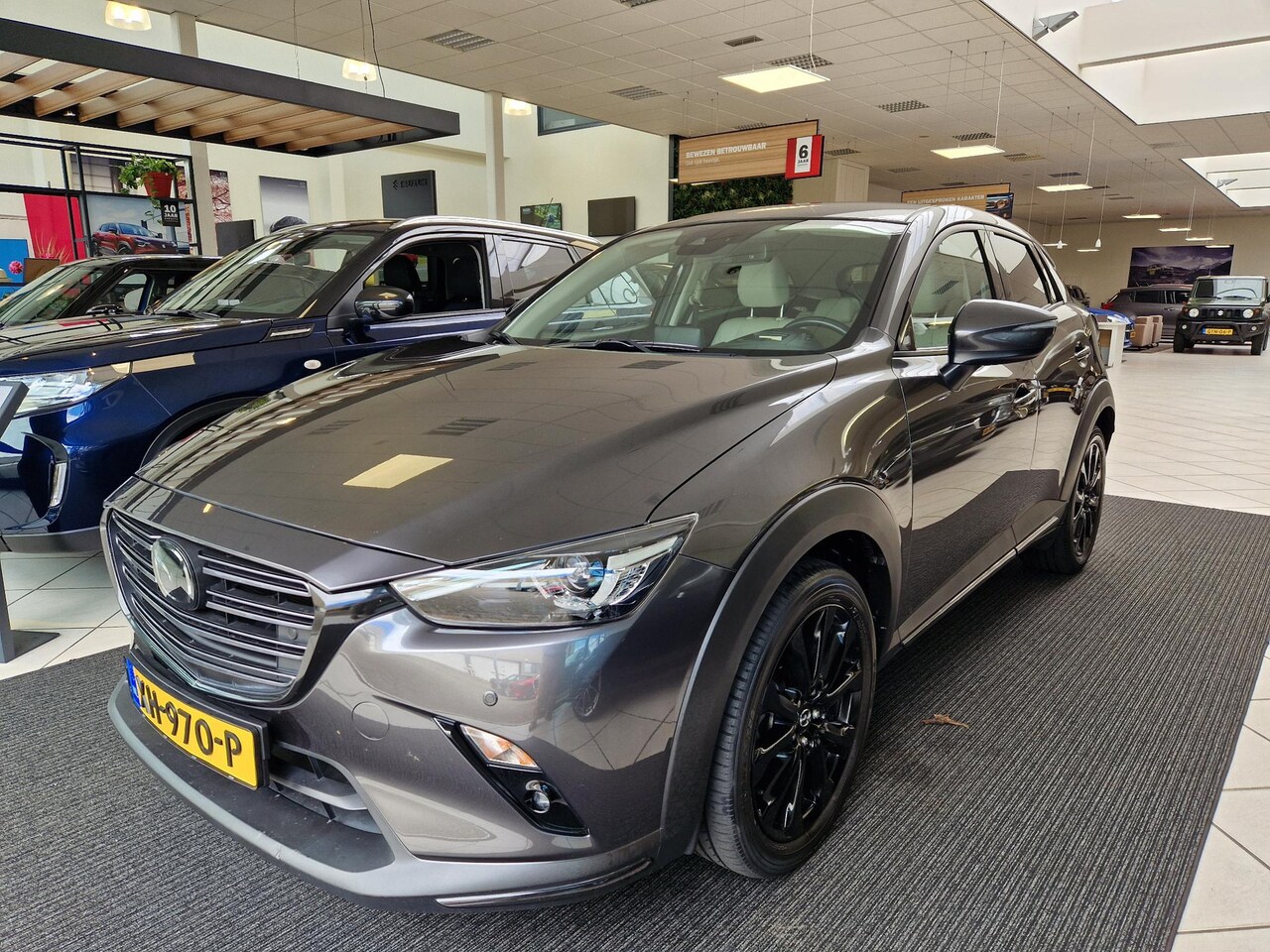 Mazda CX-3 - 2.0 SkyActiv-G 120 GT-M | Trekhaak | Leder - AutoWereld.nl