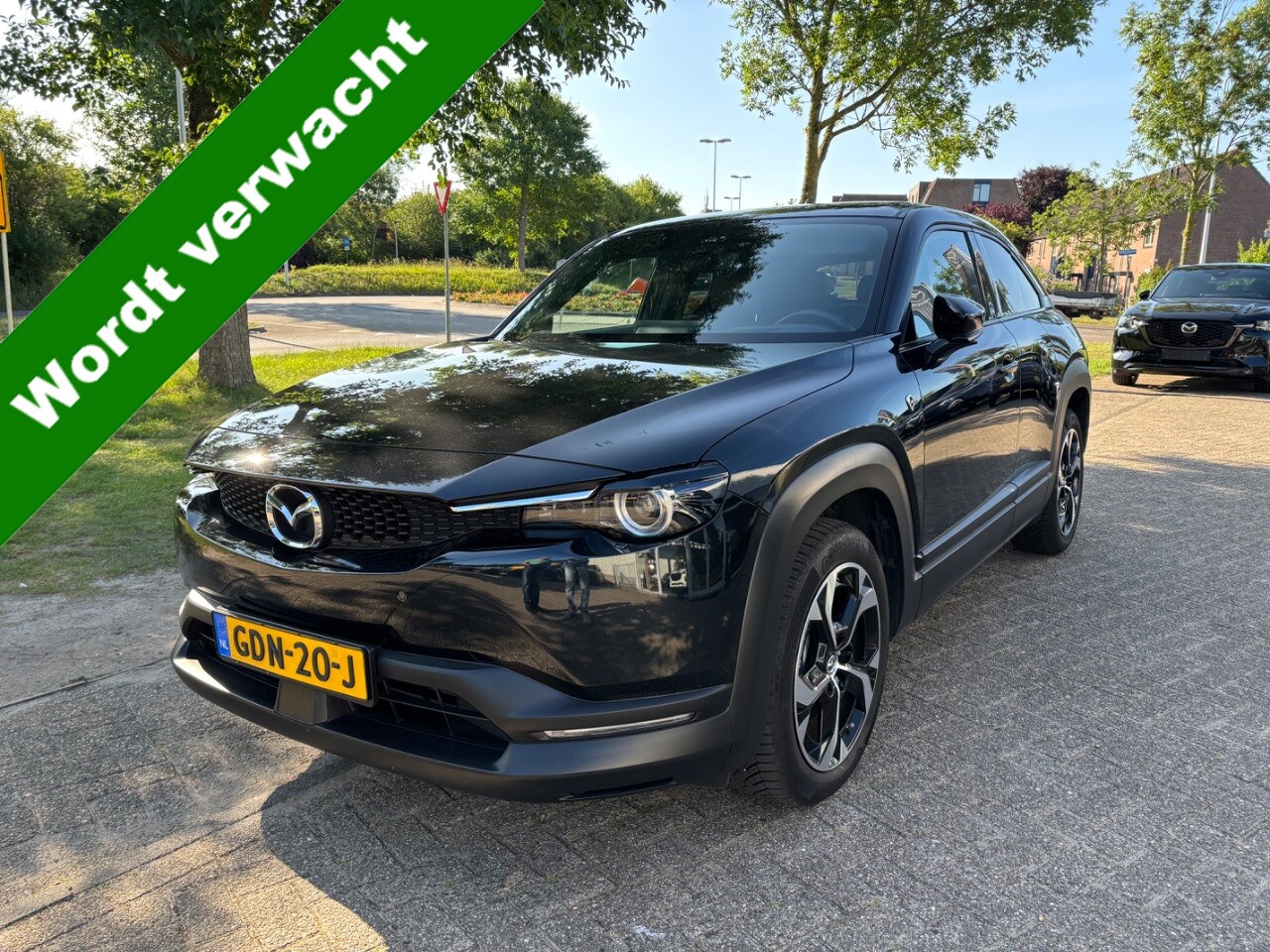 Mazda MX-30 - e-SkyActiv R-EV 170 Makoto | Achteruitrijcamera | Stoel/stuur verwarming | info 0492-58897 - AutoWereld.nl