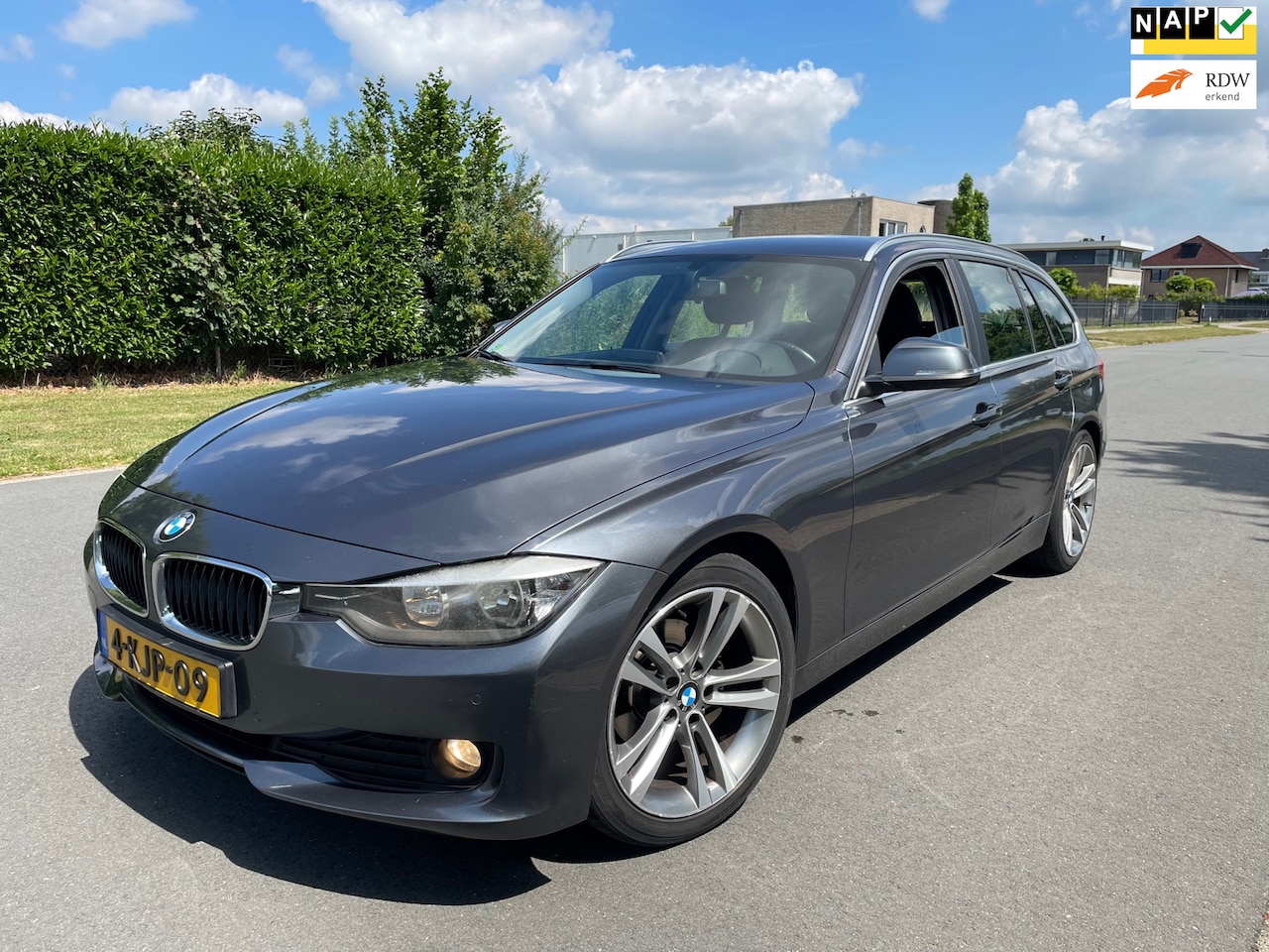 BMW 3-serie Touring - 320d EfficientDynamics Edition Business 320d EfficientDynamics Edition Business - AutoWereld.nl