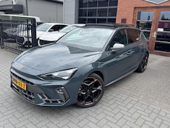 CUPRA Leon - 1.5 TSI e-Hybrid Business | Pano | DCC | Kuipstoel