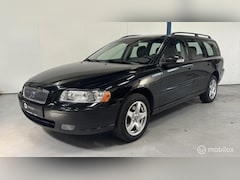 Volvo V70 - 2.5T AWD Edition LEER / XENON