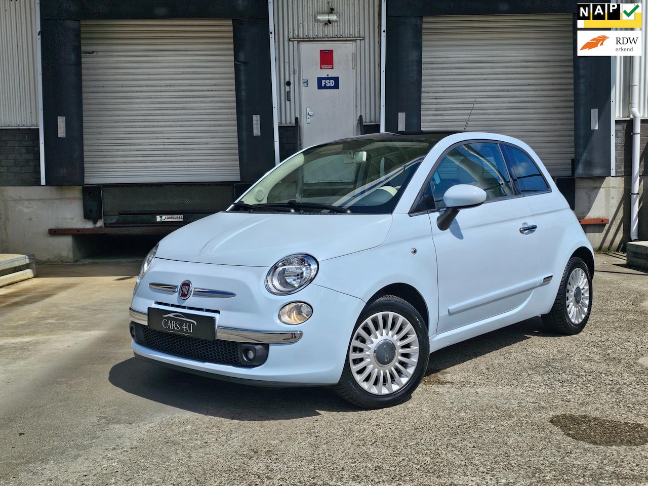 Fiat 500 - 1.2 Luxe airco Panoramadak - AutoWereld.nl