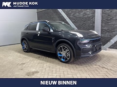 Lynk & Co 01 - 1.5 | NIEUW | BLAUW+ZWART | MET TREKHAAK LEVERBAAR | Panoramadak | Stuurverwarming | ACC |
