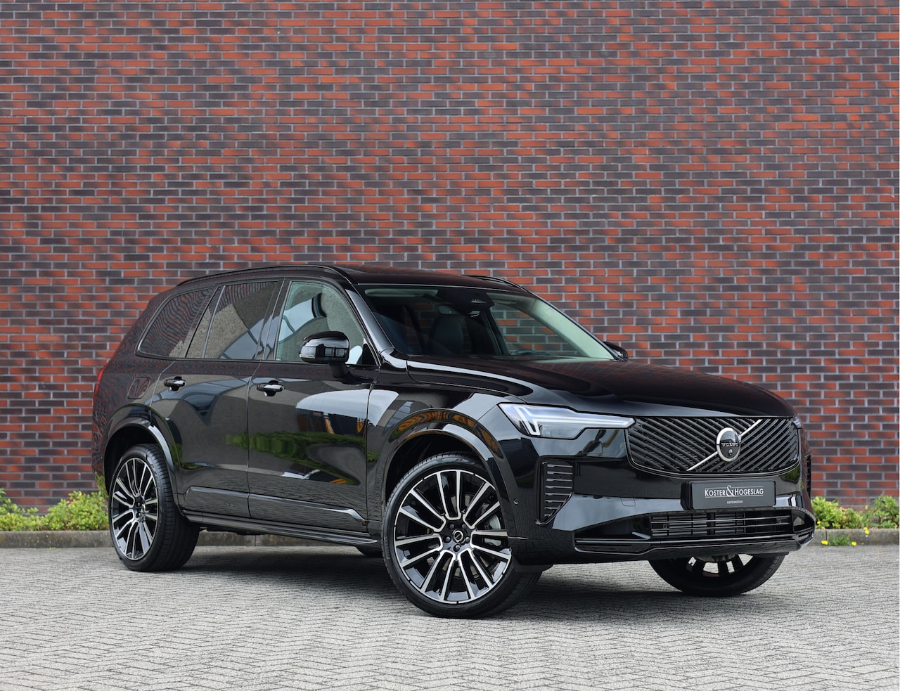 Volvo XC90 - T8 AWD Ultra Dark | Facelift - Direct leverbaar - Vol! - AutoWereld.nl