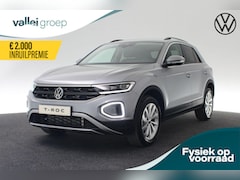 Volkswagen T-Roc - Life Edition 1.5 TSI 110 kW / 150 pk DSG | IQ Light | Camera | Park Assist | Side Assist |