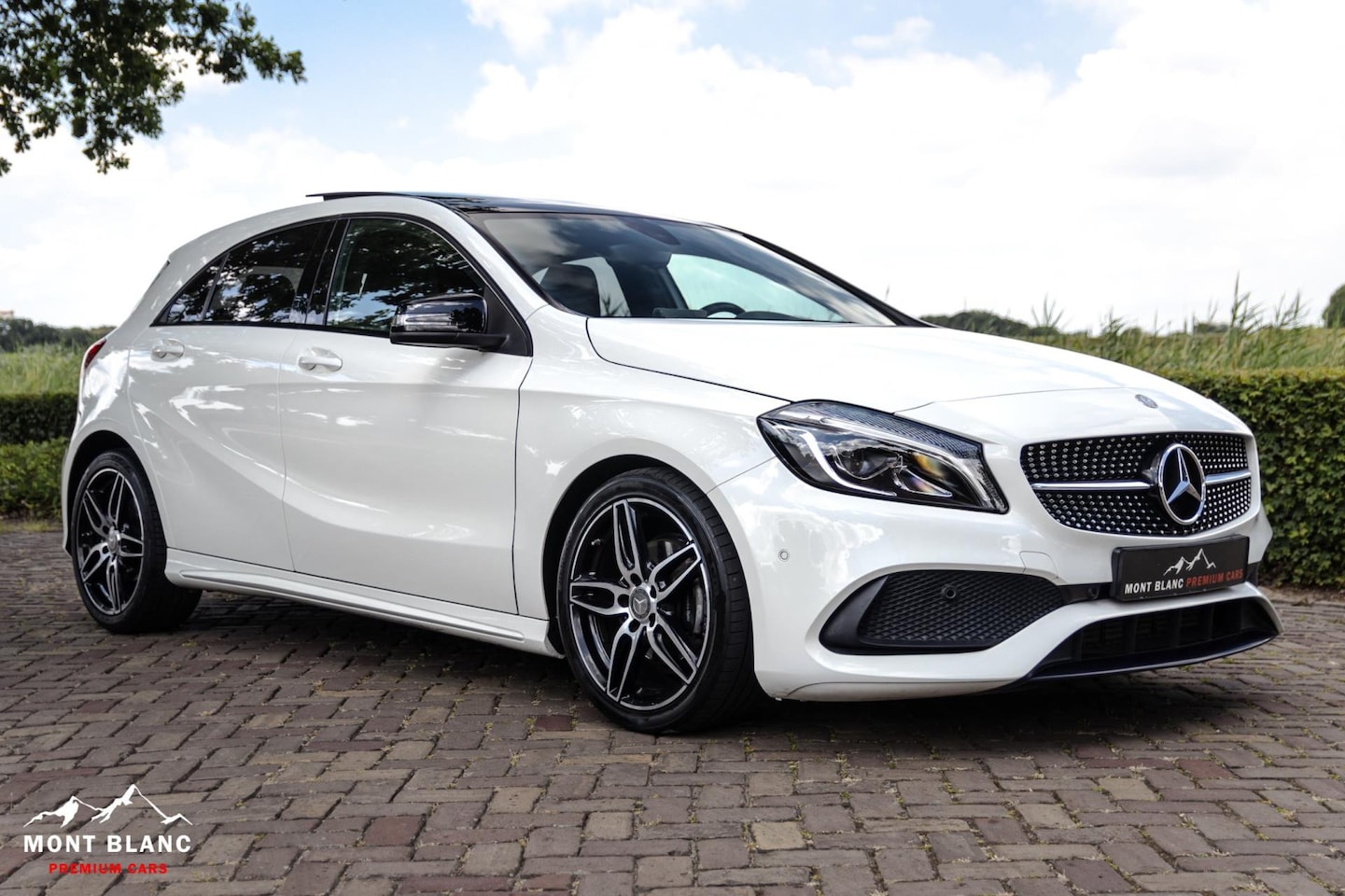 Mercedes-Benz A-klasse - 200 Motorsport Edition|Pano.|AMG-pakket|Dynamic select - AutoWereld.nl
