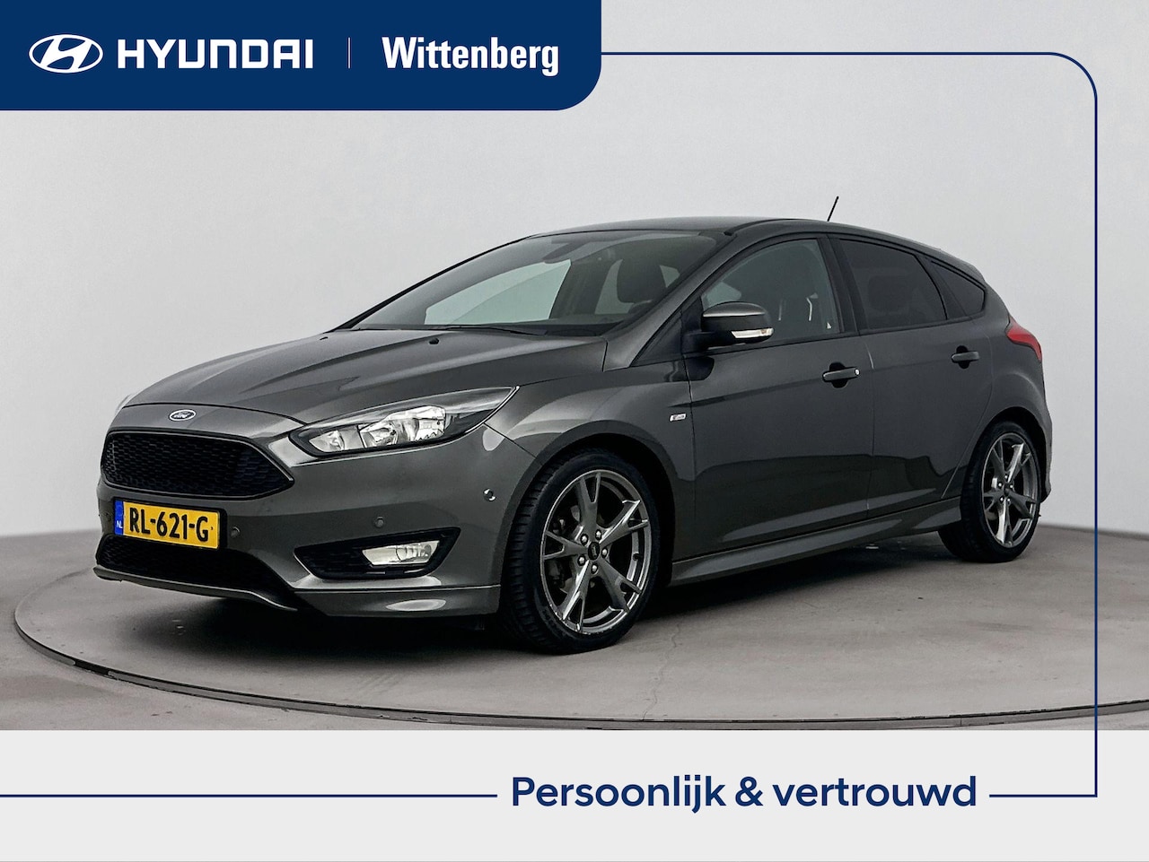Ford Focus - 1.0 ST-LINE | 5 DEURS HATCHBACK | CLIMA | CRUISE | NAVI | ZIJSKIRTS | 18'' LM VELGEN | PRI - AutoWereld.nl