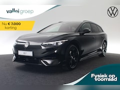 Volkswagen ID.7 Tourer - Pro Business 77 kWh 286 pk | HUD | IQ Light | Camera | Trekhaak | Keyless