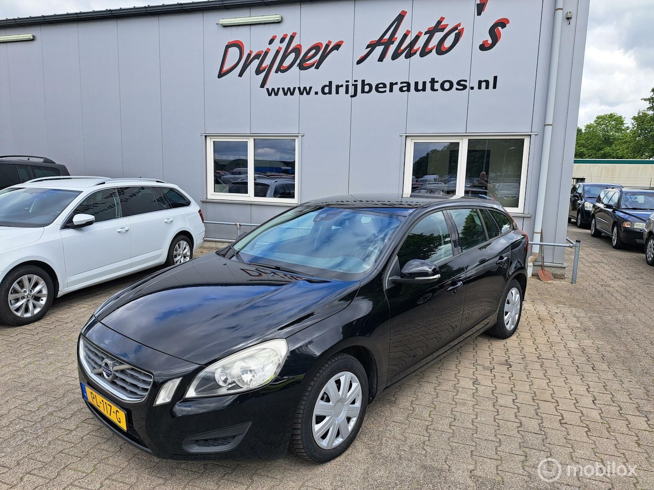 Volvo V60 - 1.6 DRIVe Kinetic 1.6 DRIVe Kinetic - AutoWereld.nl