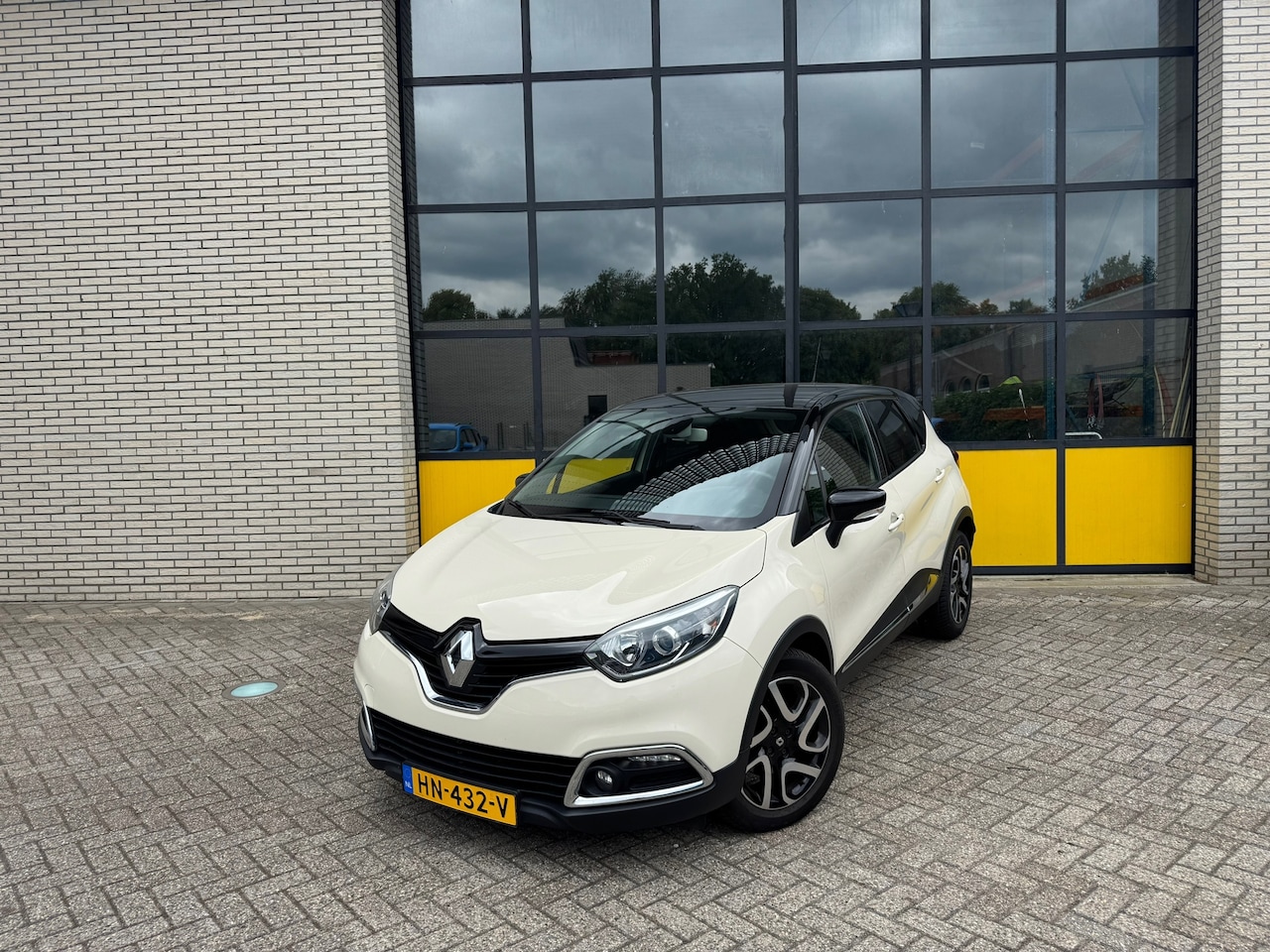 Renault Captur - 120pk 1ste eigenaar & dealer onderhouden - AutoWereld.nl