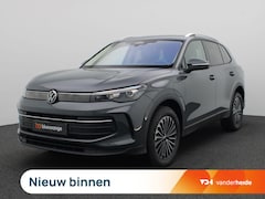 Volkswagen Tiguan - 1.5 eHybrid Life Edition 204PK DSG Trekhaak, Voorruitverwarming, Elektr. Achterklep, Side