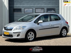 Toyota Auris - 1.8 Full Hybrid Aspiration 2e EIG / NAP / APK