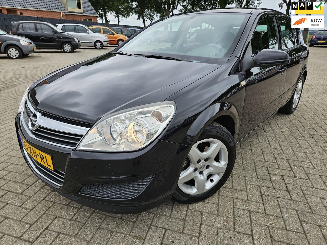 Opel Astra - 1.6 Business 5Drs. 2007. Airco/Cruise/Trekhaak/CV etc.. APK 07-2026 - AutoWereld.nl