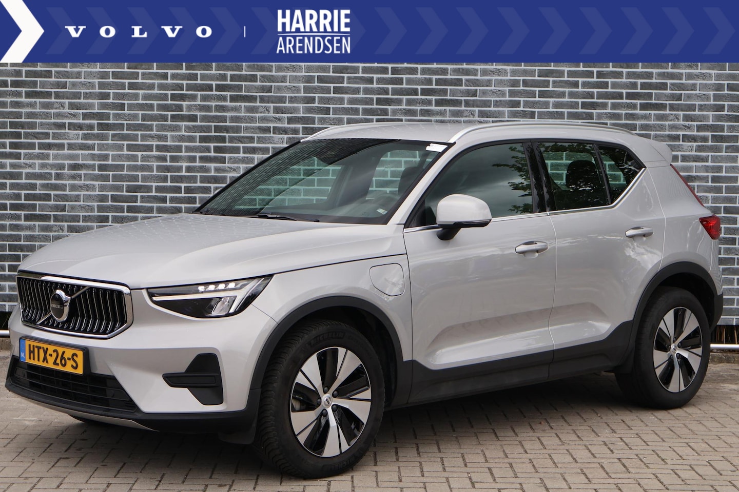 Volvo XC40 - 1.5 T4 Recharge R-Design Cruise control | Navigatie | parkeersensoren voor + achter | Park - AutoWereld.nl