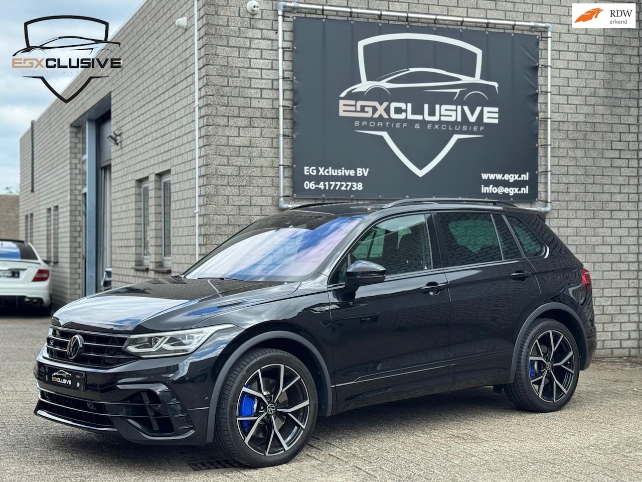 Volkswagen Tiguan - 2.0 TSI R 75 Edition 4Motion AKRAPOVIC | ACC | LANE | BLIND | STOELVERWARMING | MEMORYSEAT - AutoWereld.nl