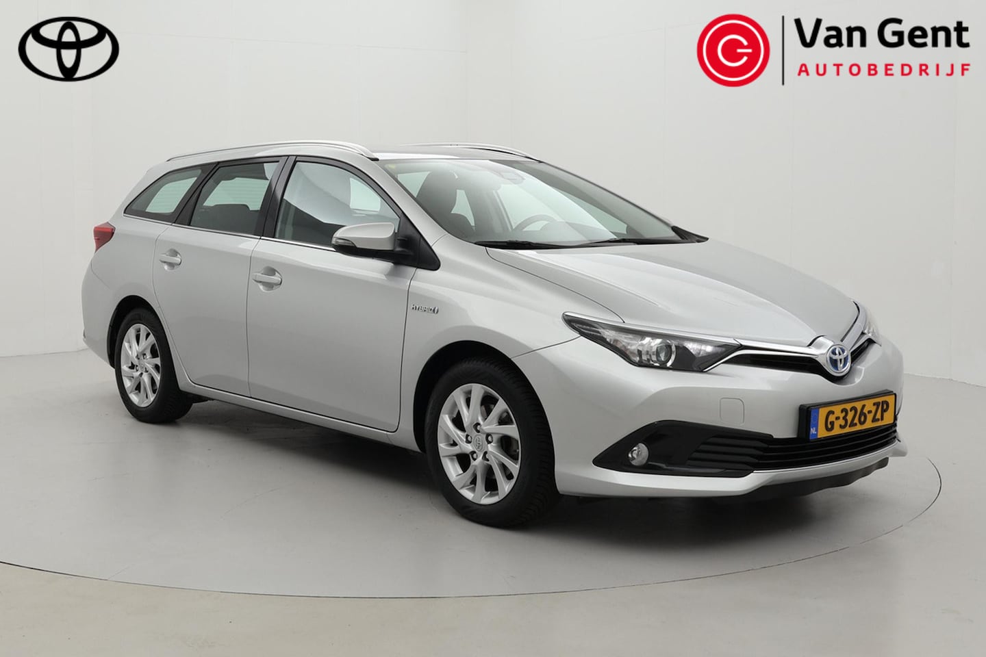 Toyota Auris Touring Sports - 1.8 Hybrid Energy | Navigatie | Stoelverwarming | Cruise Control | Clima | 16 inch | Rijst - AutoWereld.nl