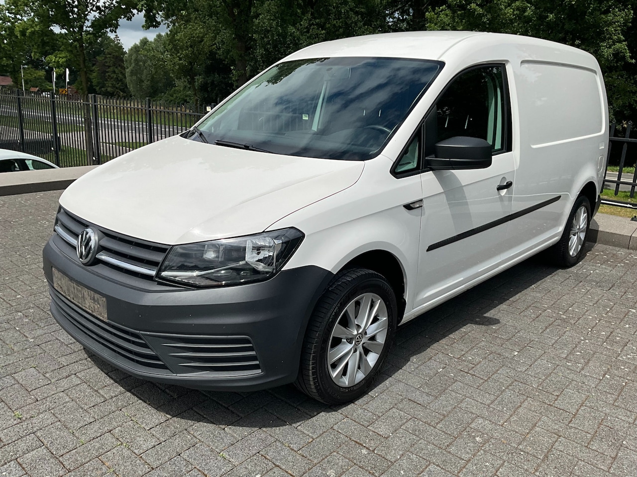 Volkswagen Caddy Maxi - 2.0 TDI Comfortline | Airco - AutoWereld.nl