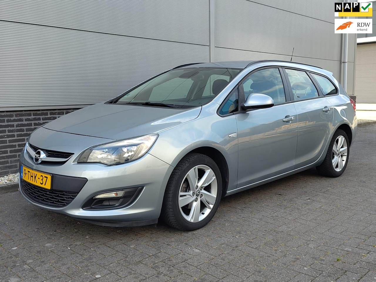 Opel Astra Sports Tourer - 1.4 Turbo Berlin - NAP - APK tot 19-02-2026 - AutoWereld.nl
