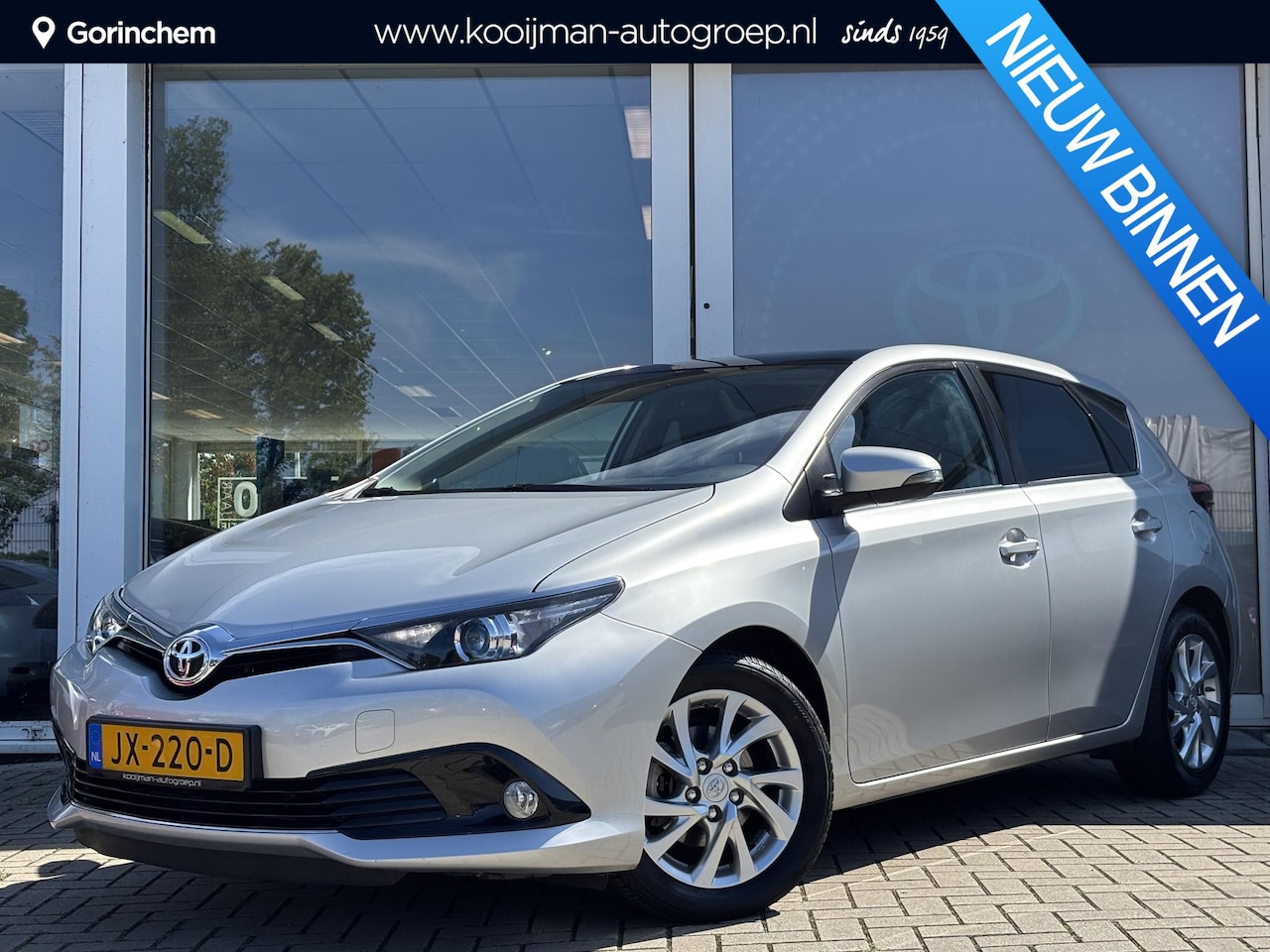 Toyota Auris - 1.2T Trend | Cruise Control | Panoramadak | Achteruitrijcamera | 1ste eigenaar! - AutoWereld.nl