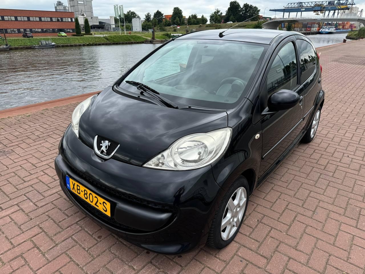 Peugeot 107 - 1.0-12V /Airco/Elek.ramen/5 drs/St.bkr/Nieuwe APK - AutoWereld.nl