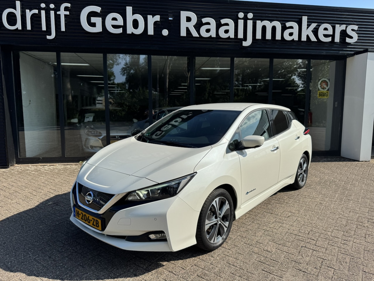 Nissan LEAF - N-Connecta 40 kWh N-Connecta 40 kWh - AutoWereld.nl