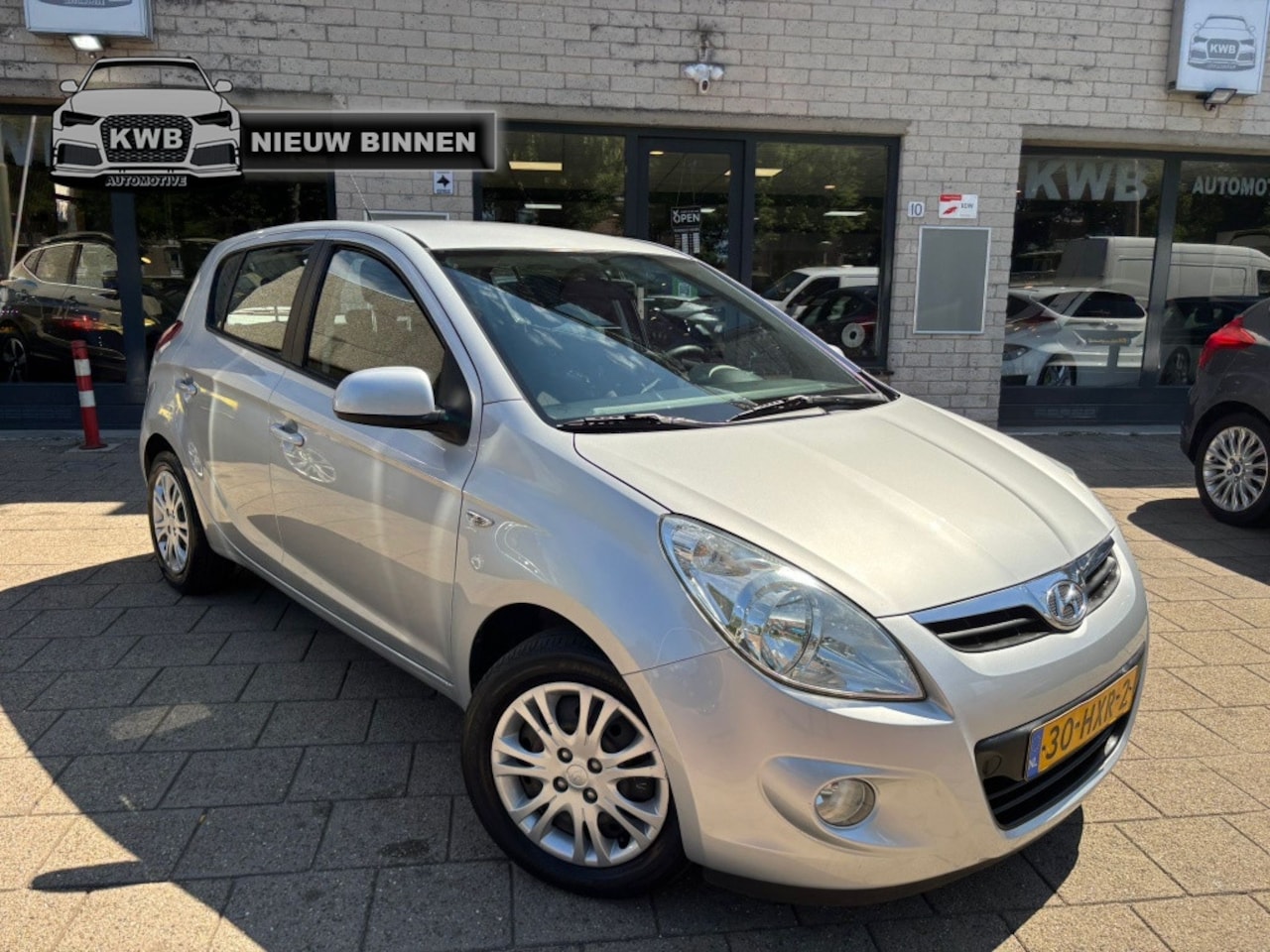 Hyundai i20 - 1.2i Dynamic 5Drs Nieuwe apk Airco - AutoWereld.nl