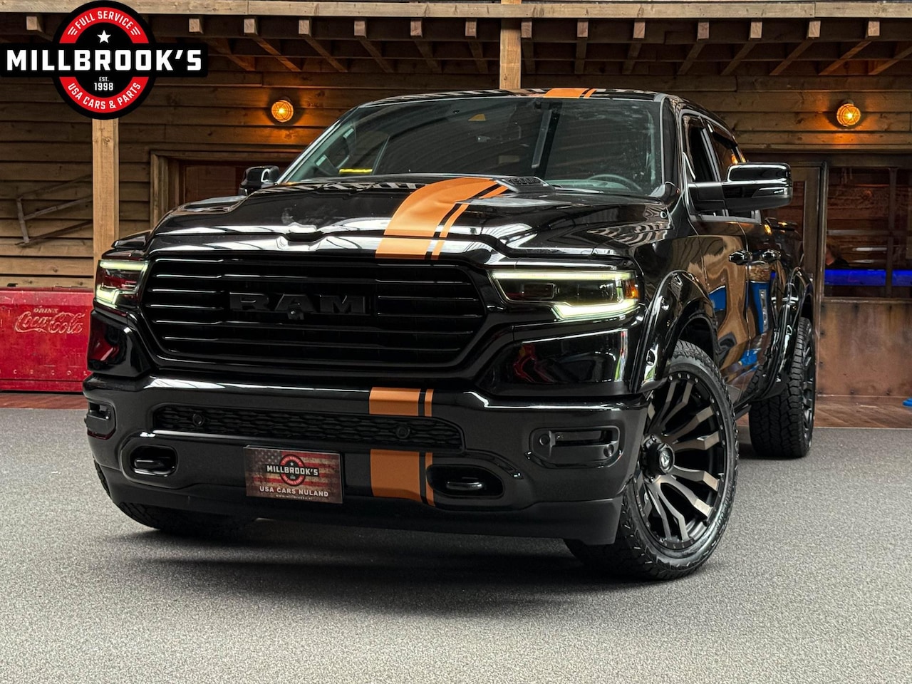 Dodge Ram 1500 - 5.7 V8 Limited Longhorn, Widebody, Black Edition, LPG Sport pakket, FUEL velgen - AutoWereld.nl