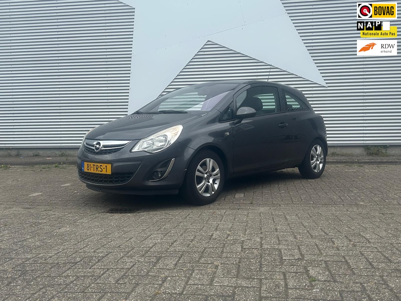 Opel Corsa - 1.3 CDTi EcoFlex S/S Cosmo | Navi | Airco | Goed onderhouden | Trekhaak - AutoWereld.nl